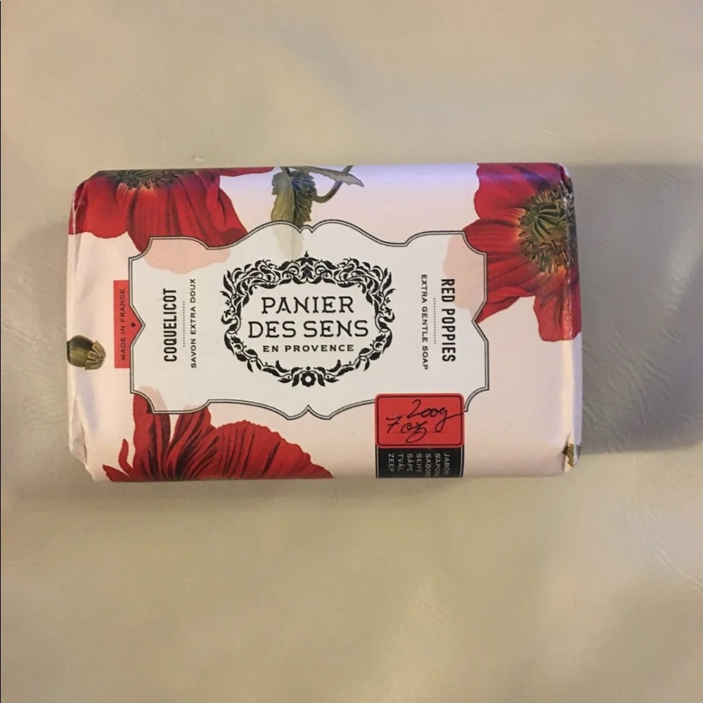 🎀 3 for $50 |  Boutique Soap - Red Poppy